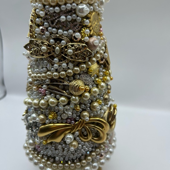 Hand Crafted Upcycled Vintage to Modern Jewelry Christmas Tree - Picture 6 of 13